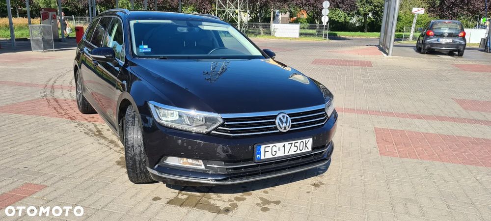 Volkswagen Passat 2.0 TDI (BlueMotion Technology) DSG Highline - 3