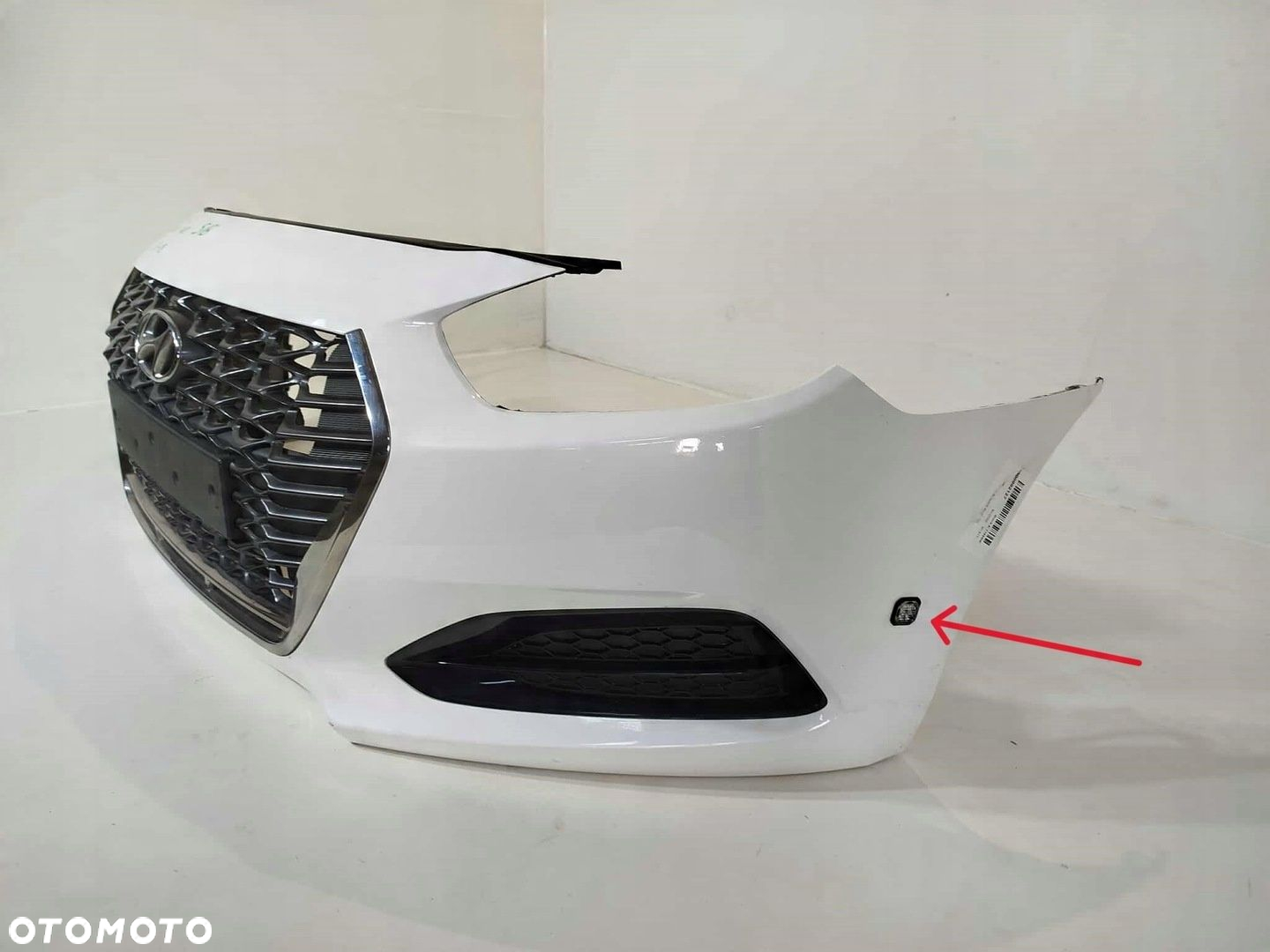 ZDERZAK PRZEDNI GRILL HYUNDAI I40 LIFT 15-18 - 4