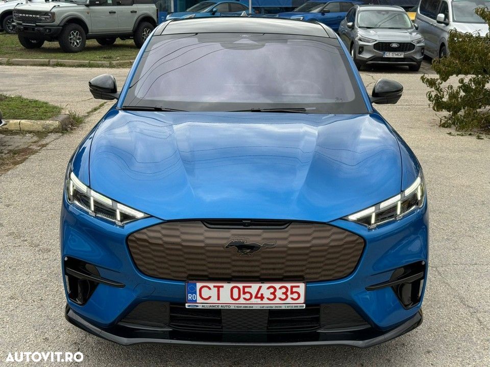 Ford Mustang Mach-E - 5