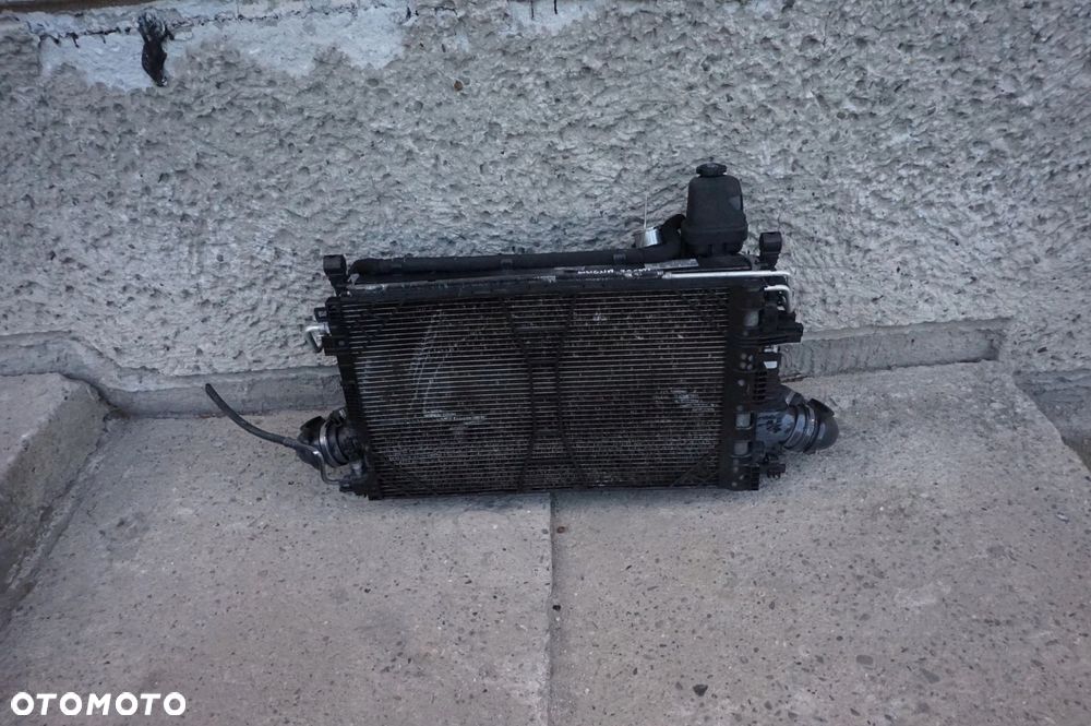 CHŁODNICA WODY OPEL INSIGNIA 2.0 CDTI - 2