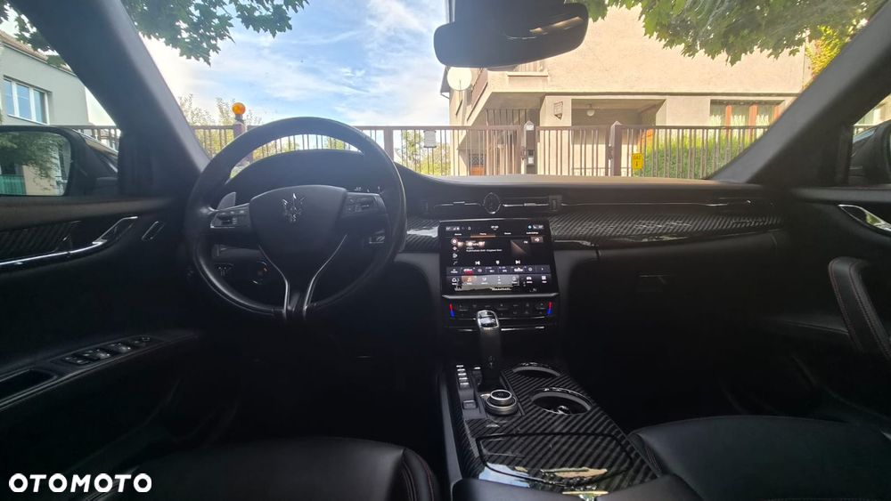 Maserati Quattroporte Modena - 13