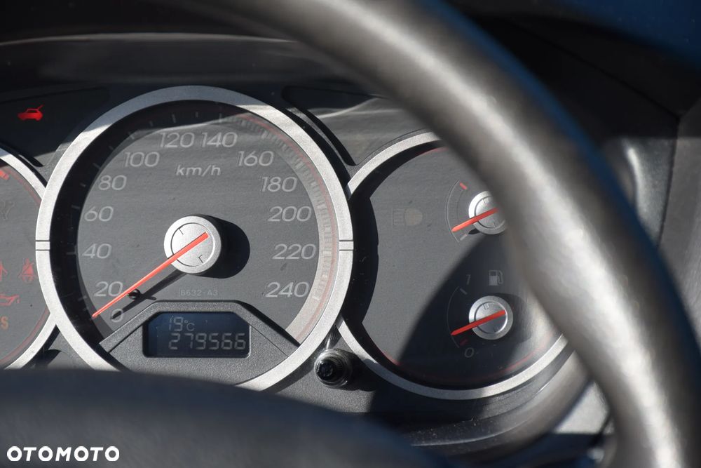 Honda Civic 1.4i S - 19