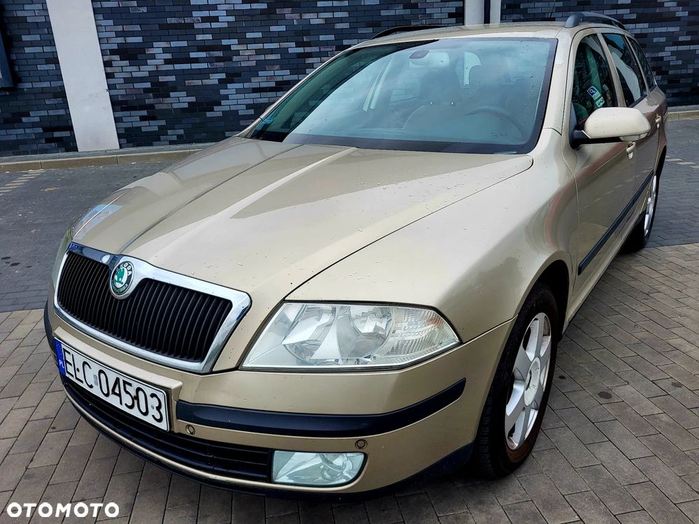 Skoda Octavia 1.6 Elegance - 9