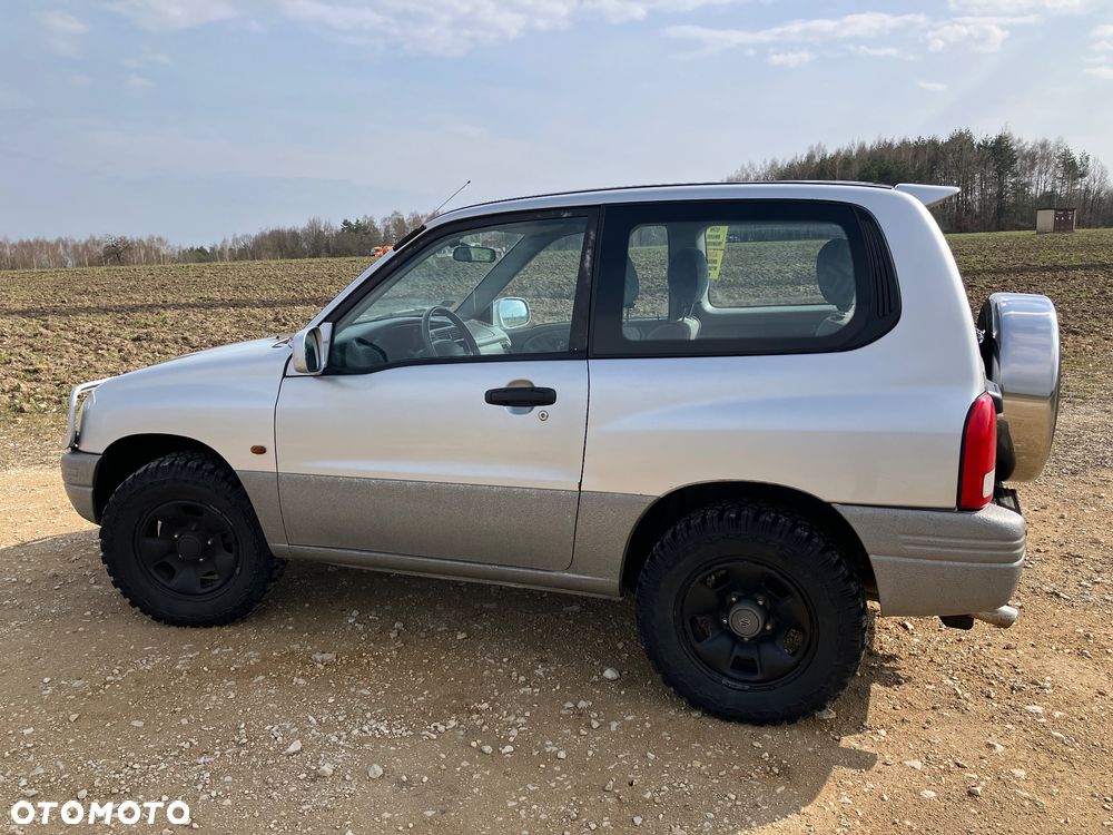 Suzuki Grand Vitara 2.0 - 4