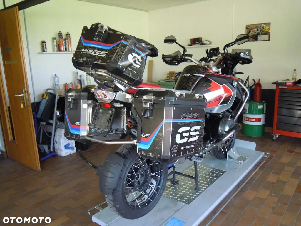BMW R - 4
