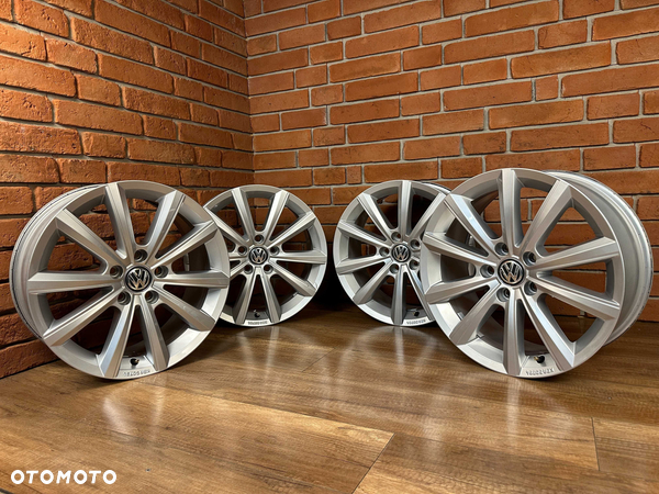 Felgi 17 5x112 Volkswagen T-ROC Golf Passat Touran Oryginał