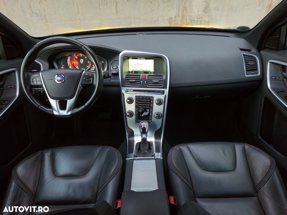 Volvo XC 60 D4 Geartronic Ocean Race - 14