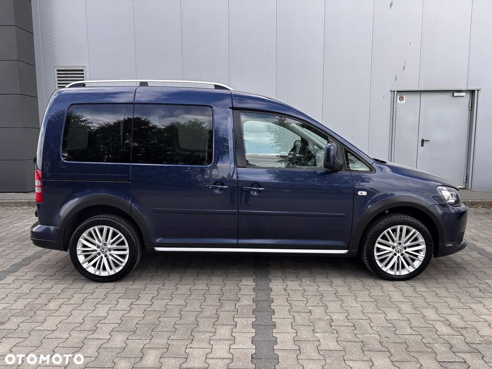 Volkswagen Caddy Cross Trendline DSG - 3