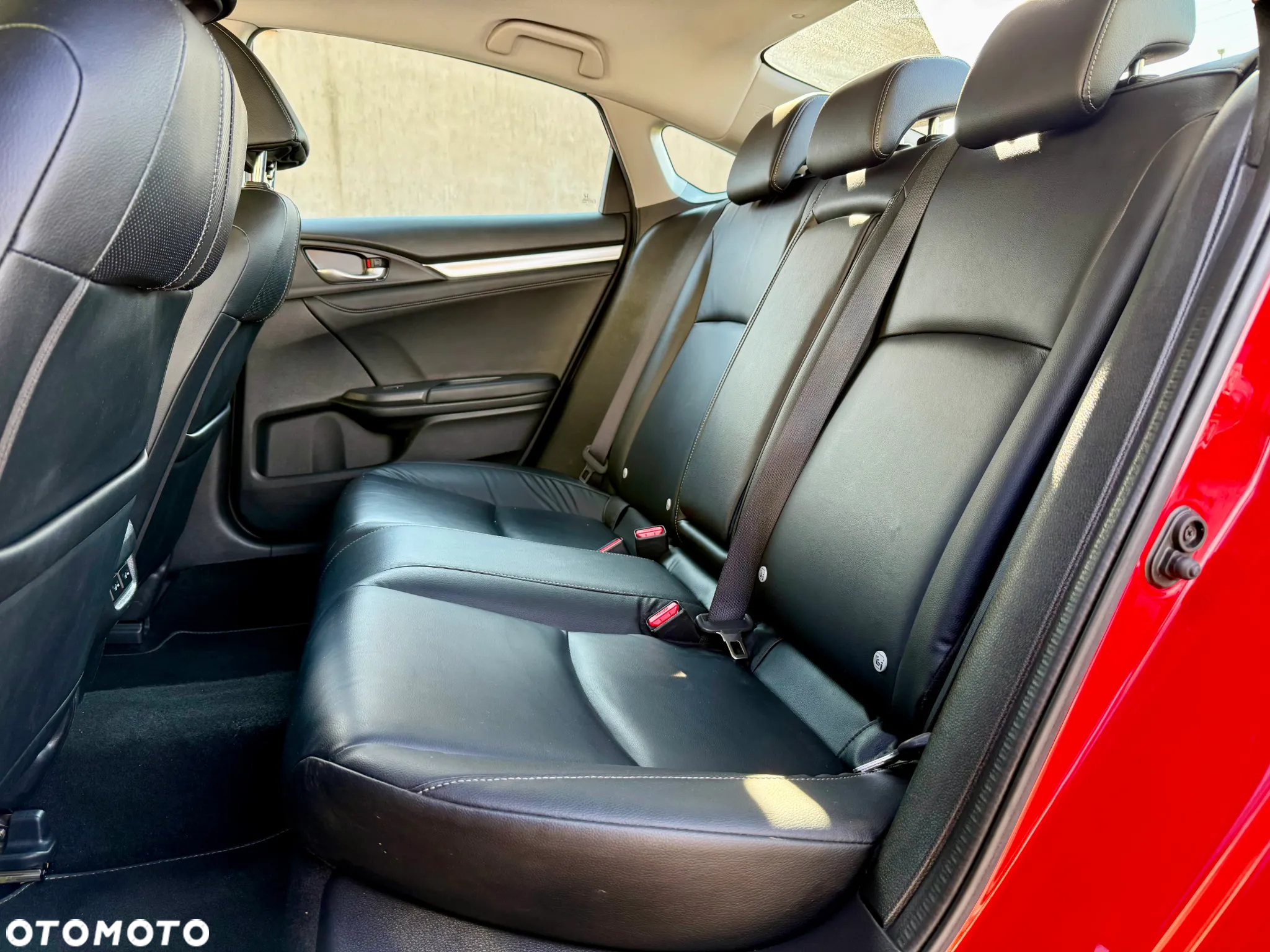 Honda Civic 1.5 i-VTEC Turbo CVT Sport - 25