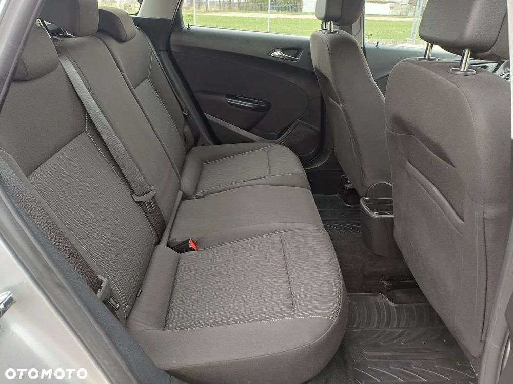 Opel Astra 1.7 CDTI Sport - 11