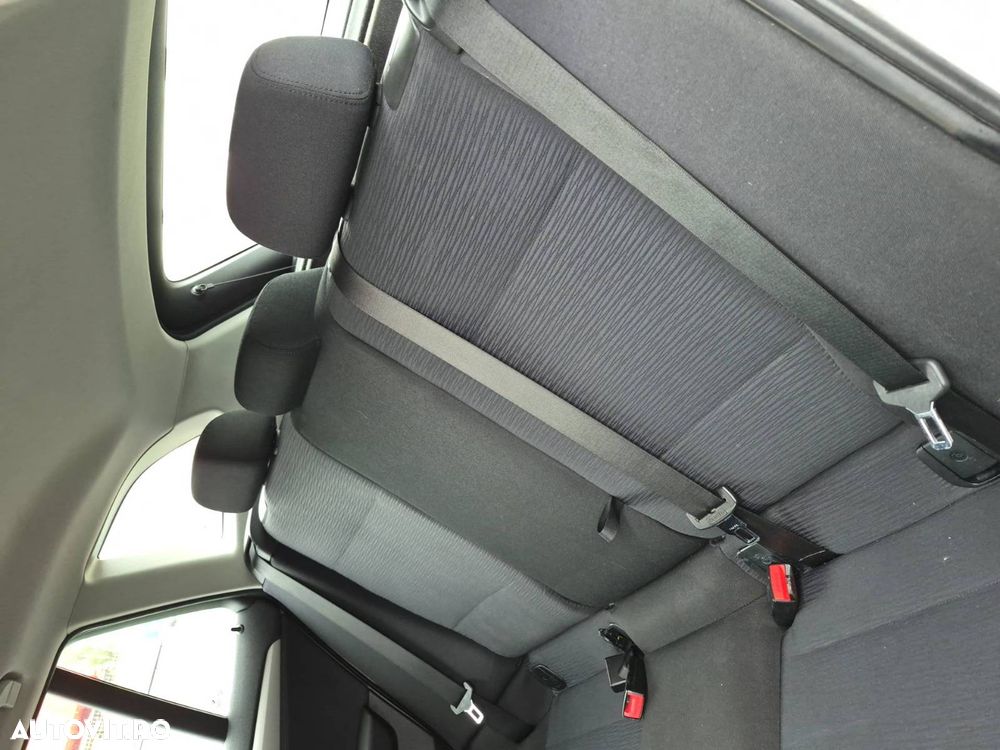 BMW X1 xDrive18d - 23