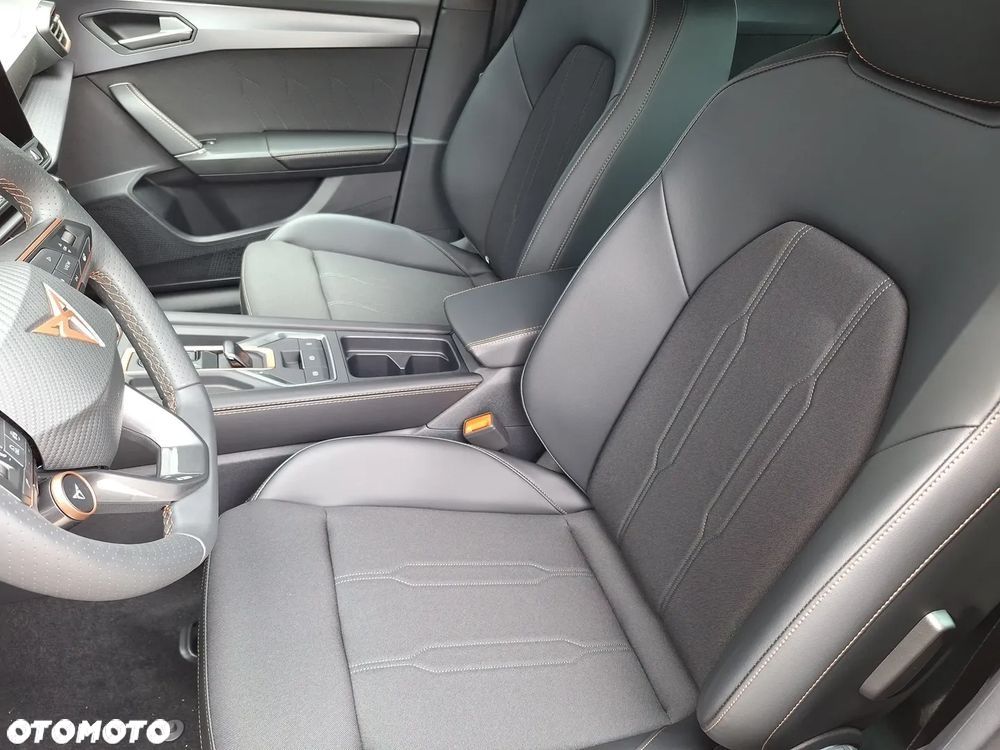 Cupra Leon 1.5 eTSI DSG - 16