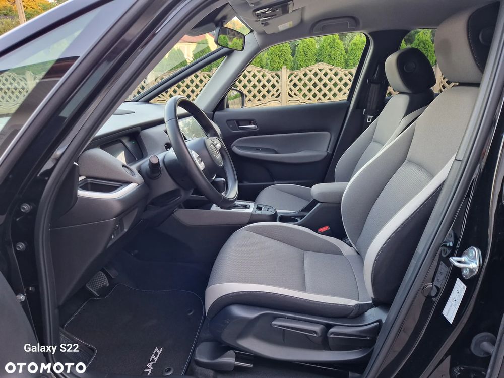 Honda Jazz 1.5 i-MMD Executive Crosstar (Czarny Dach) - 22