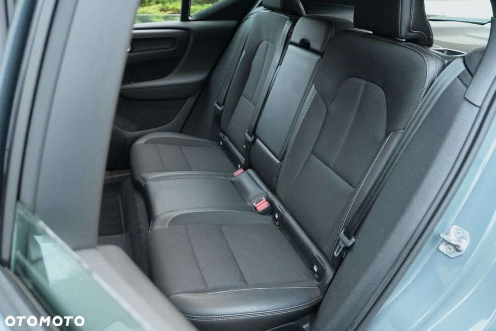 Volvo XC 40 D3 Momentum Pro - 30