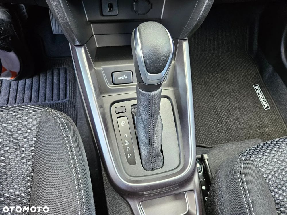 Suzuki Vitara 1.4 Boosterjet mHEV Elegance 4WD - 29