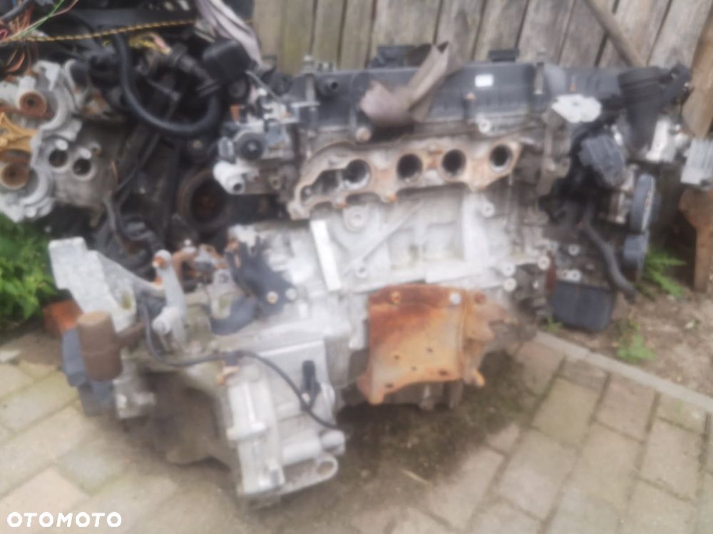 Silnik oraz Skrzynia biegów 2.0/107kW Benzyna Mazda 5 CR1 19F r. 2006 - 4