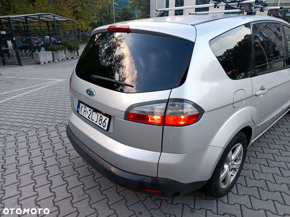 Ford S-Max 2.0 Titanium - 4