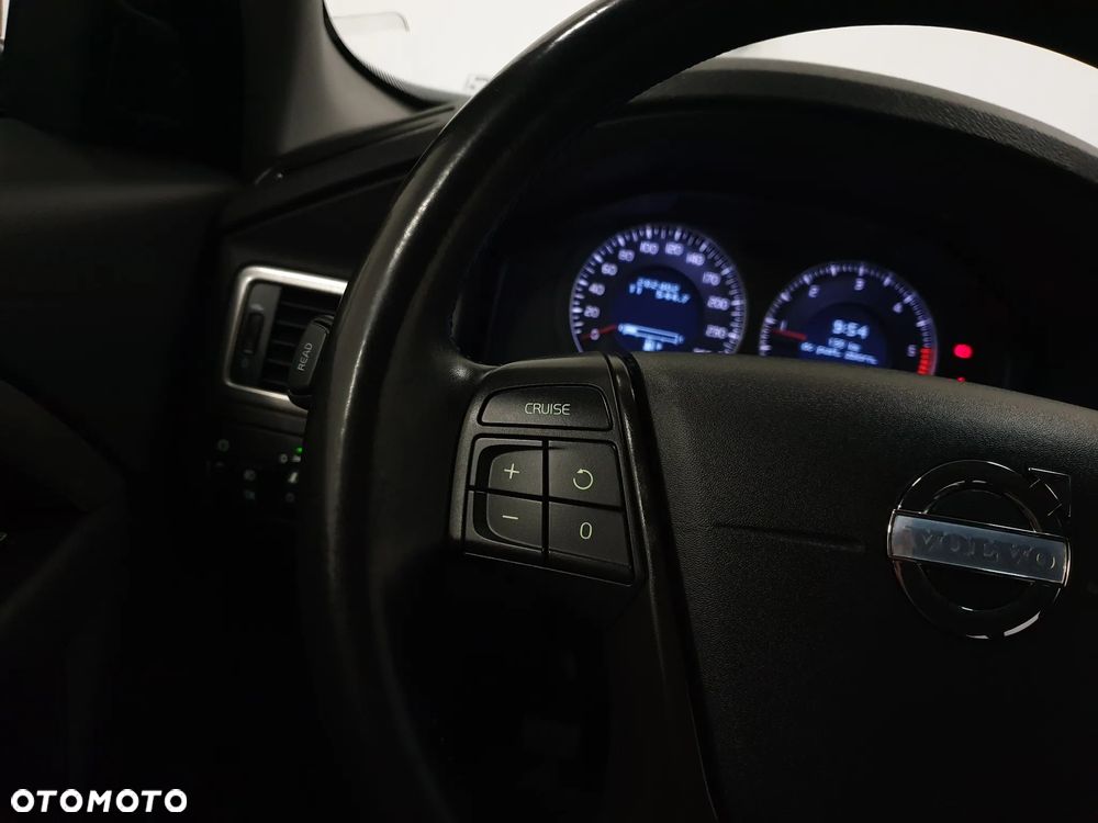 Volvo V70 2.0D Summum - 10