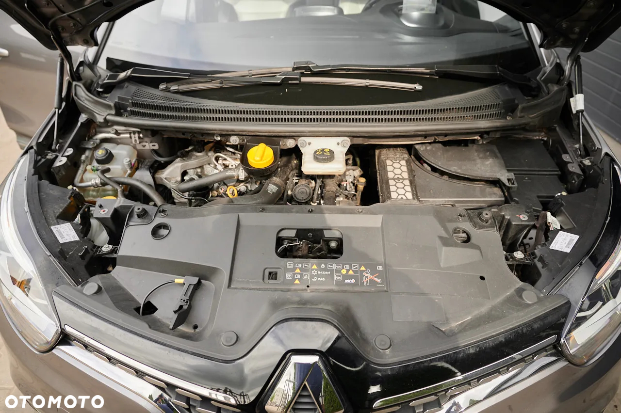 Renault Grand Scenic - 36