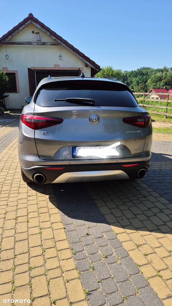 Alfa Romeo Stelvio 2.0 Turbo TI Q4 - 3
