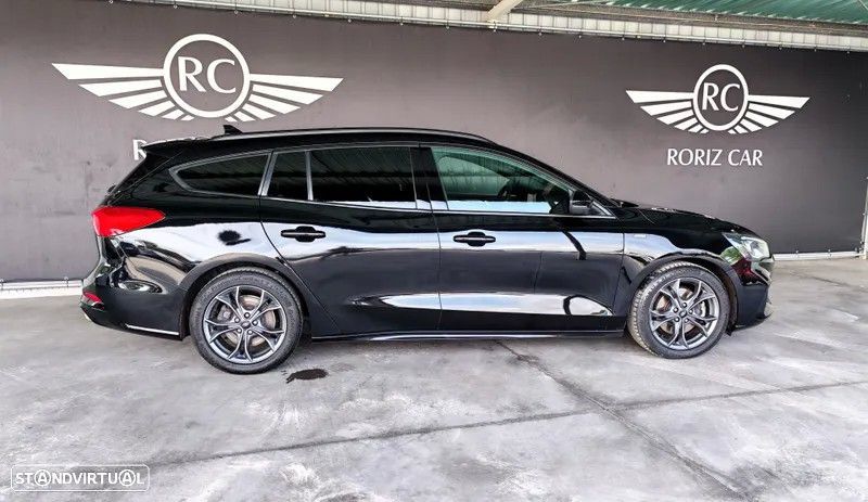 Ford Focus SW 1.5 TDCi EcoBlue ST-Line - 4