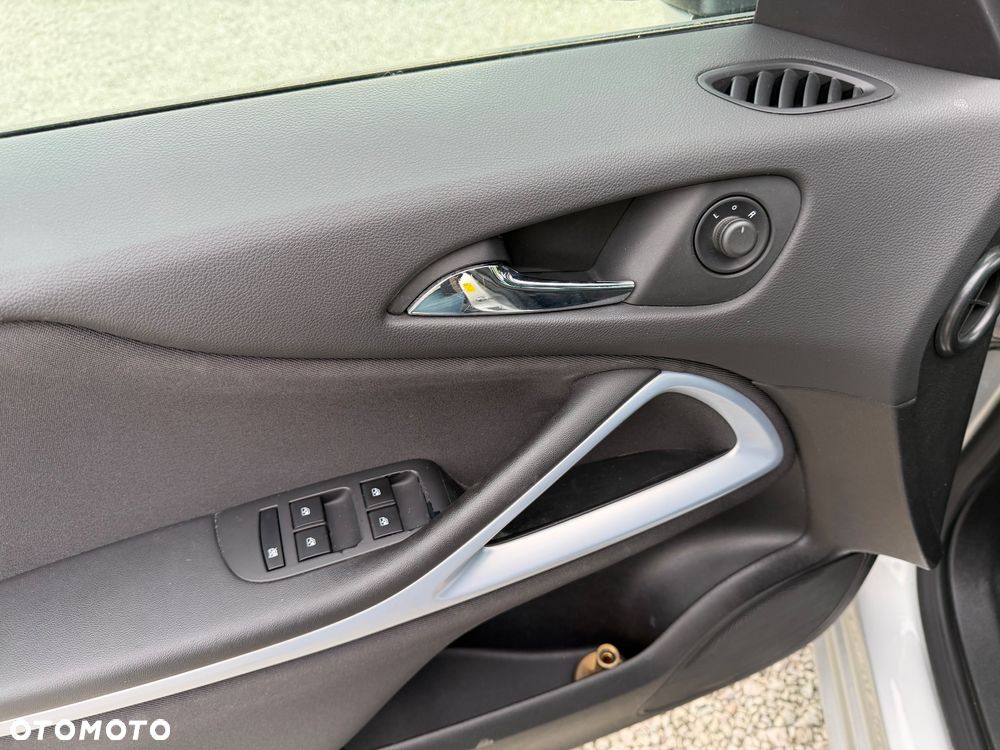 Opel Zafira 1.4 Turbo Active - 30