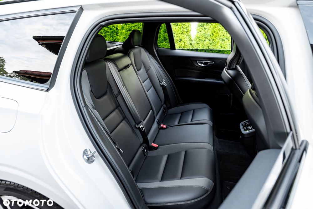 Volvo V60 B4 D Geartronic RDesign - 22