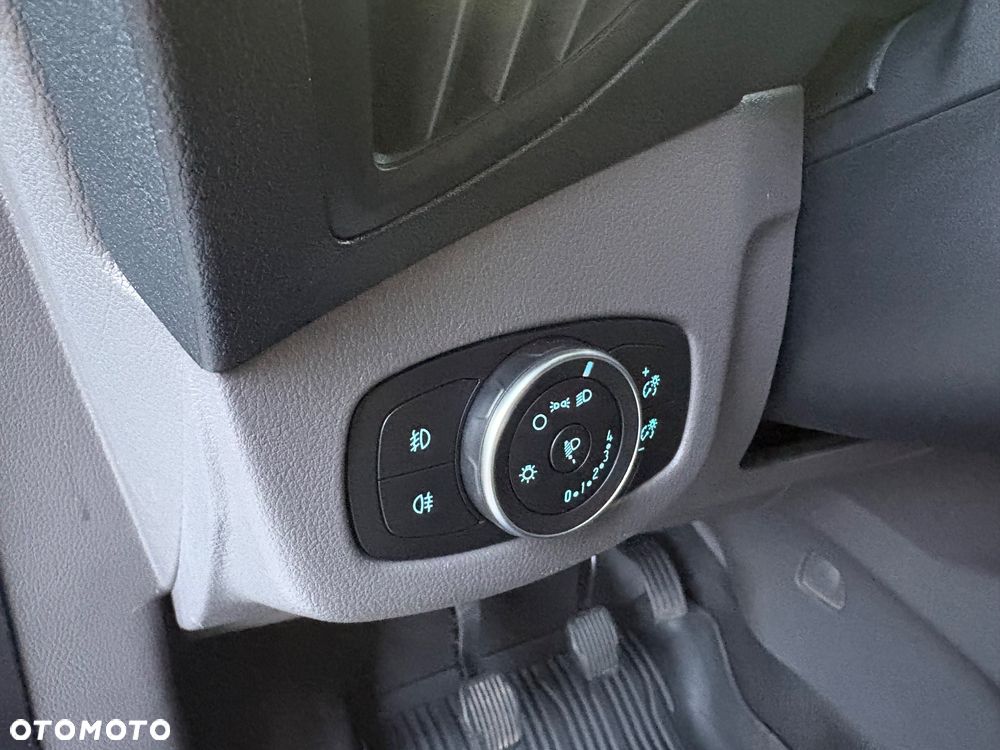 Ford TRANSIT CONNECT - 12