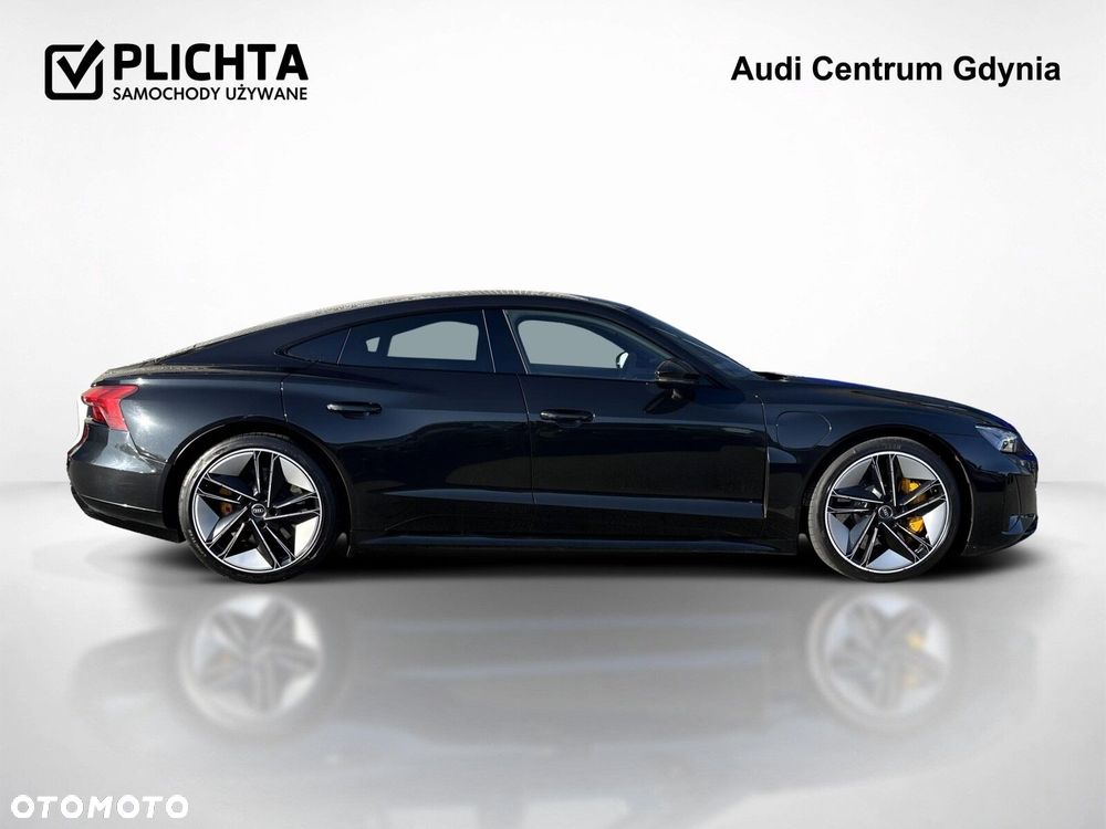 Audi e-tron GT - 7
