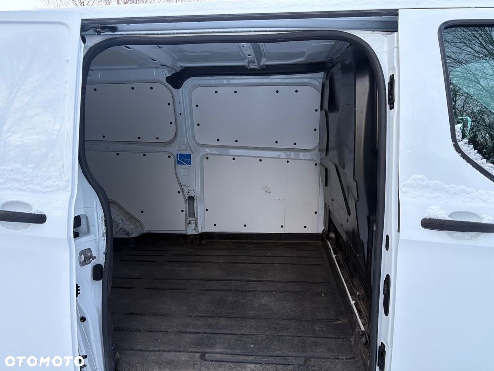 Ford Transit Custom - 16
