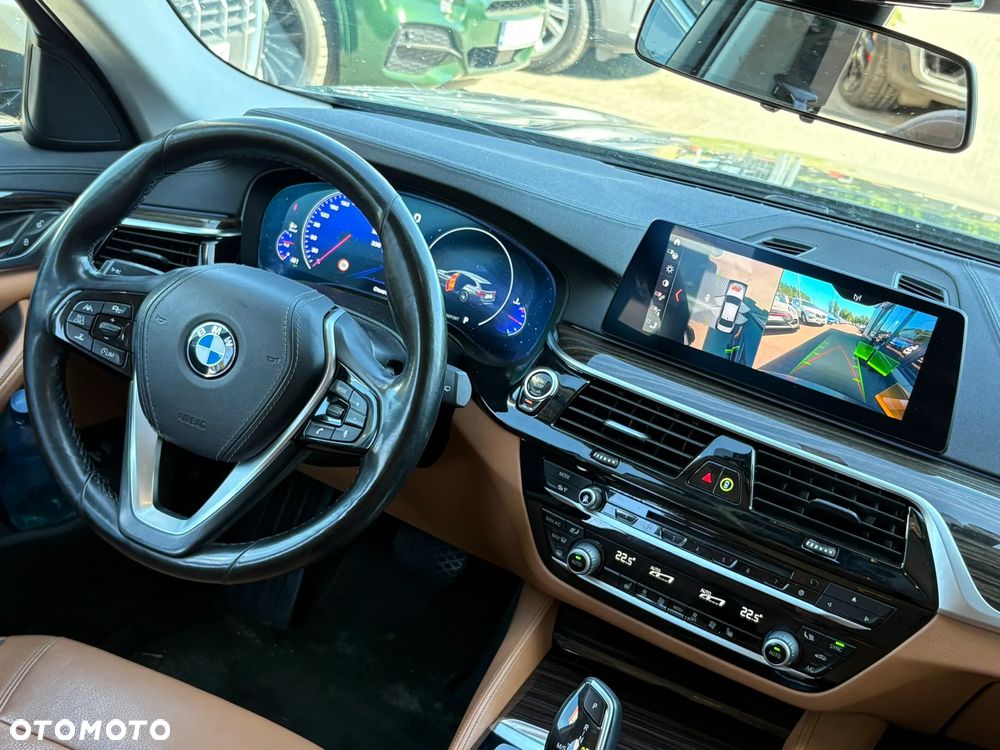 BMW Seria 5 530d xDrive Luxury Line - 15