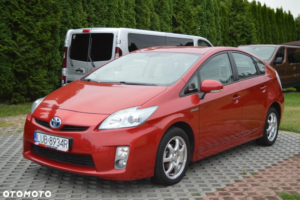 Toyota Prius 1.8 HSD Prestige - 33