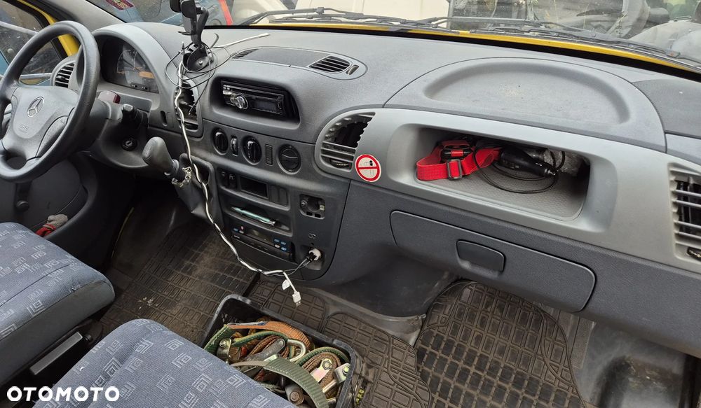 Mercedes-Benz sprinter - 31