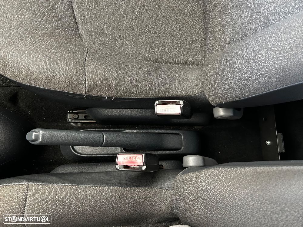 Renault Clio 1.5 dCi Confort Authentique - 11