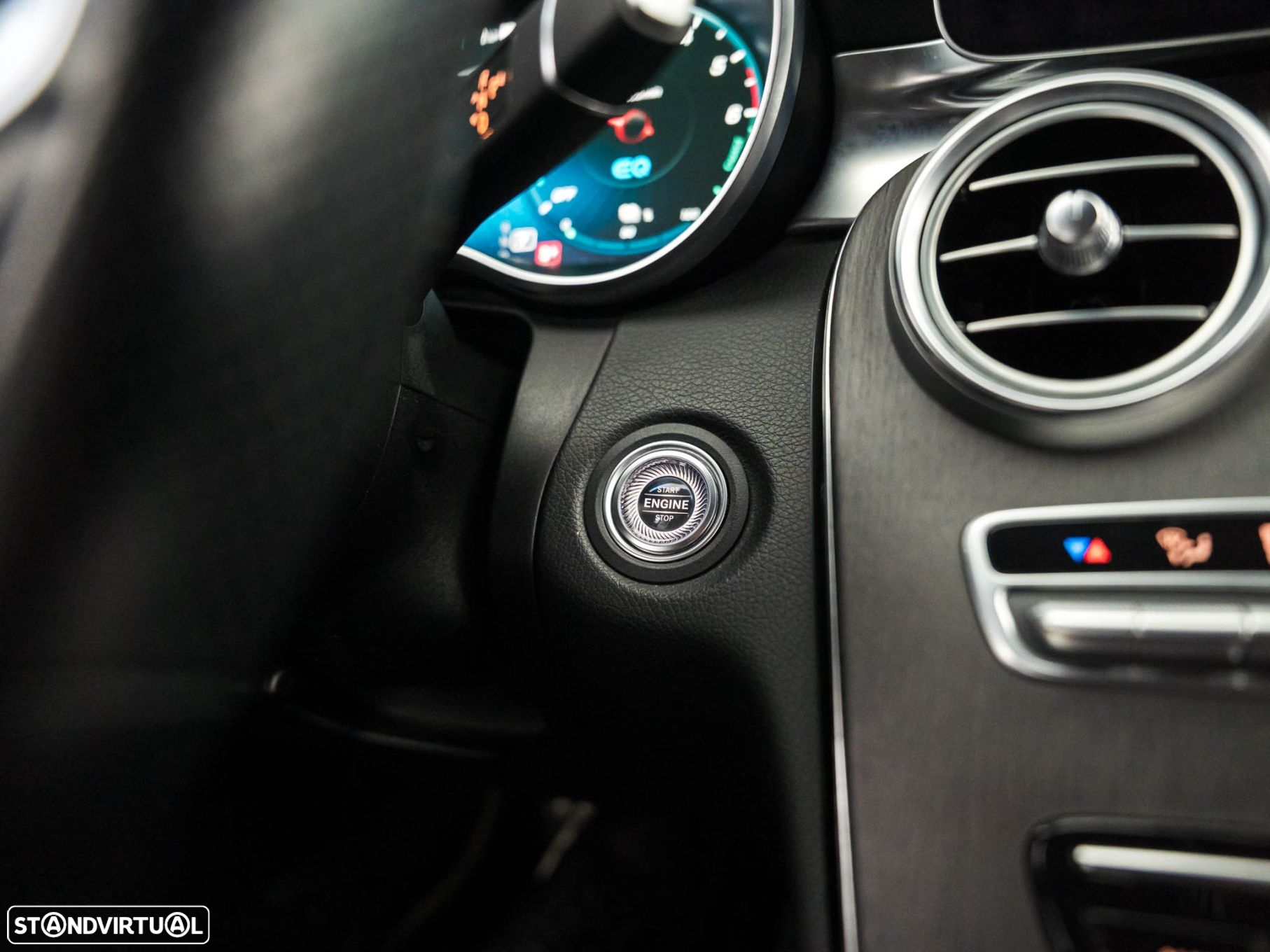 Mercedes-Benz C 300 de AMG Line - 26