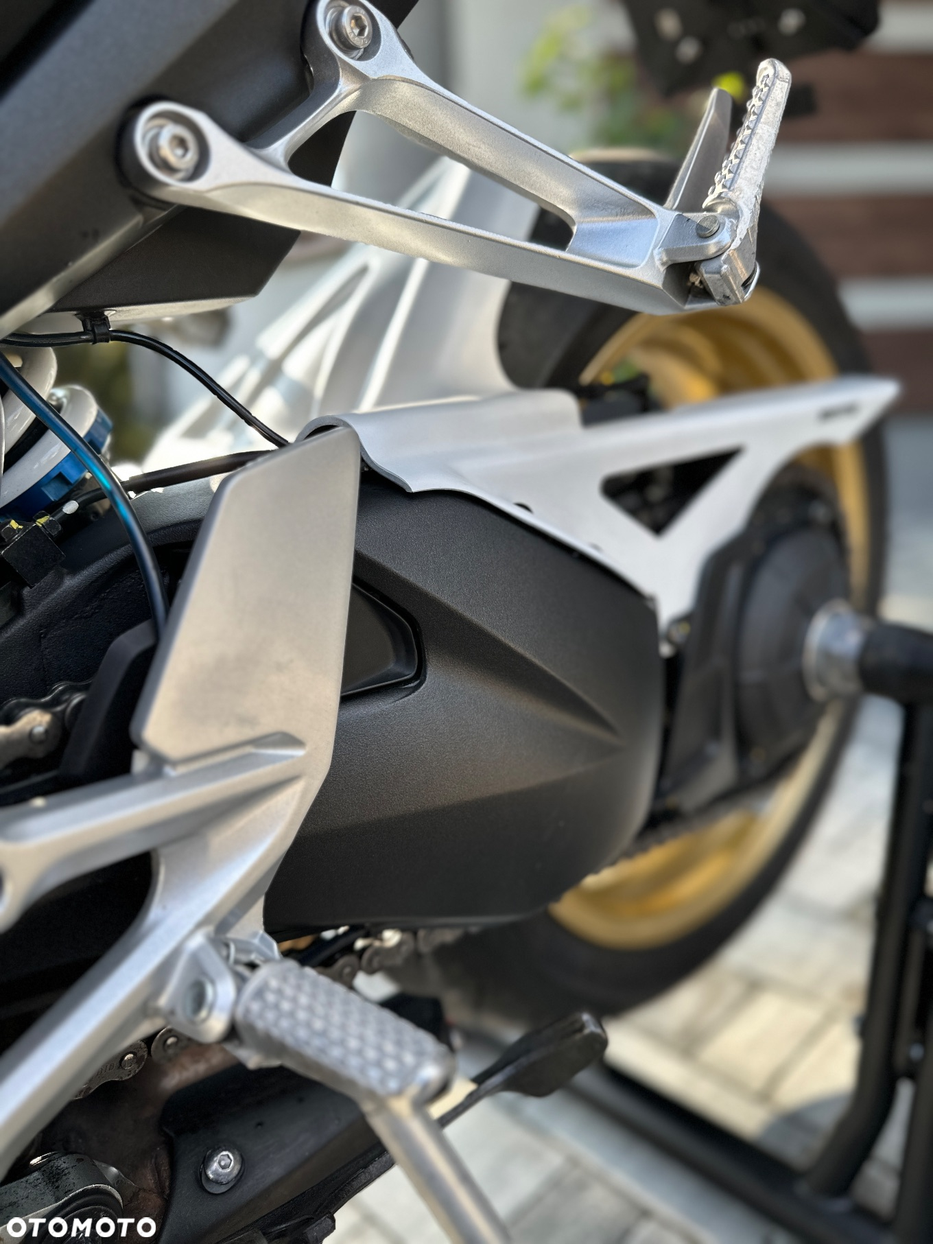 Honda CB - 12