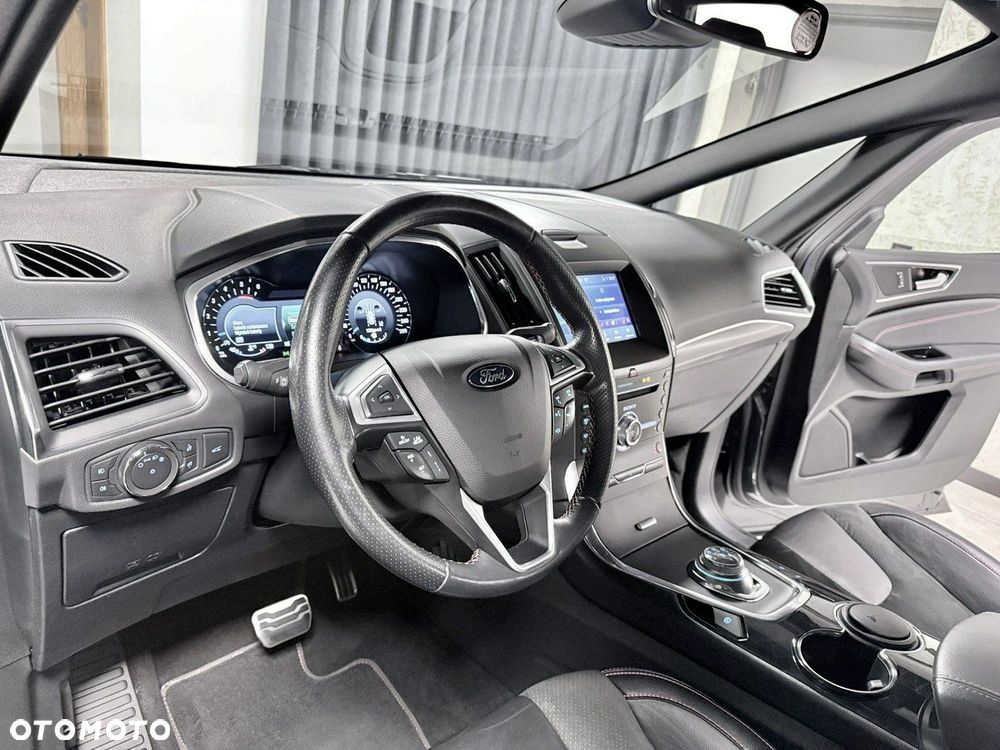 Ford S-Max 2.0 EcoBlue ST-Line - 39