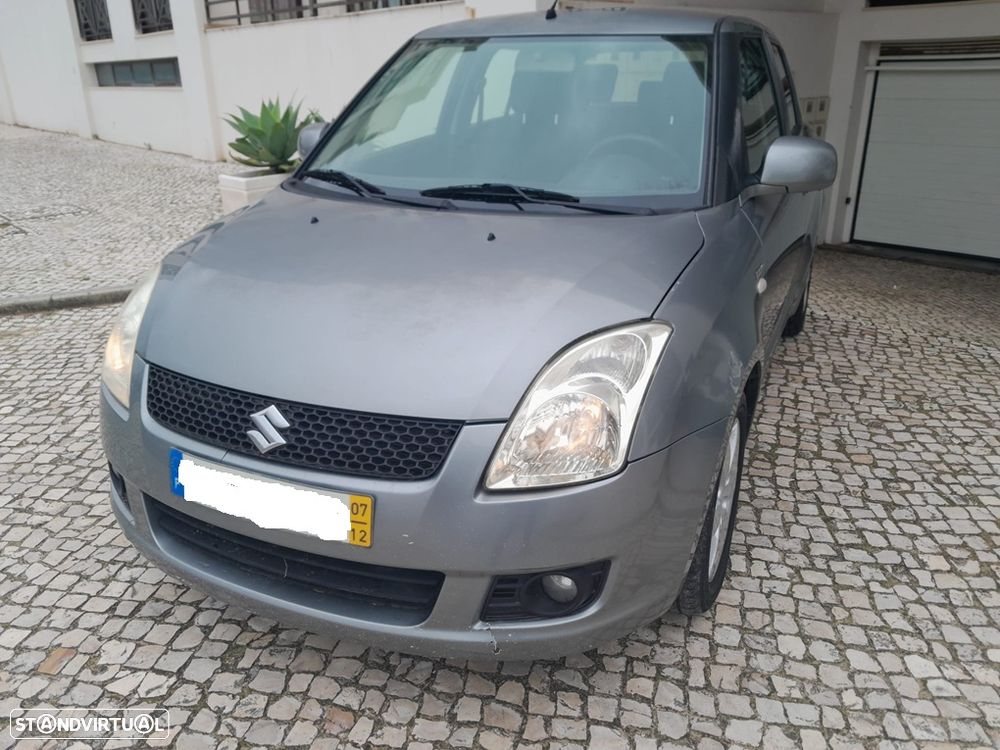 Suzuki Swift 1.3 DDiS Sport - 2