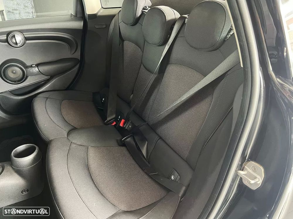 MINI 5 Portas One D - 20