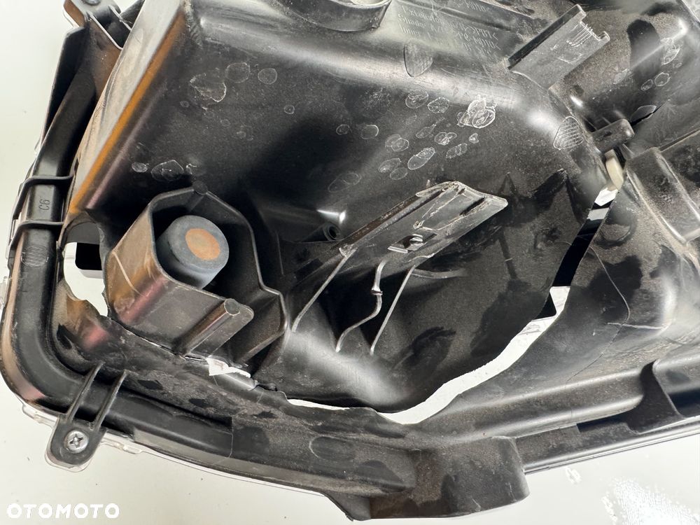 Toyota yaris cross lampa przód prawa - 3