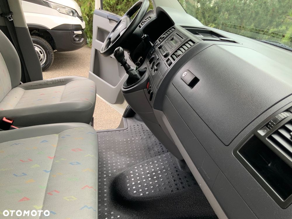 Volkswagen Transporter - 13