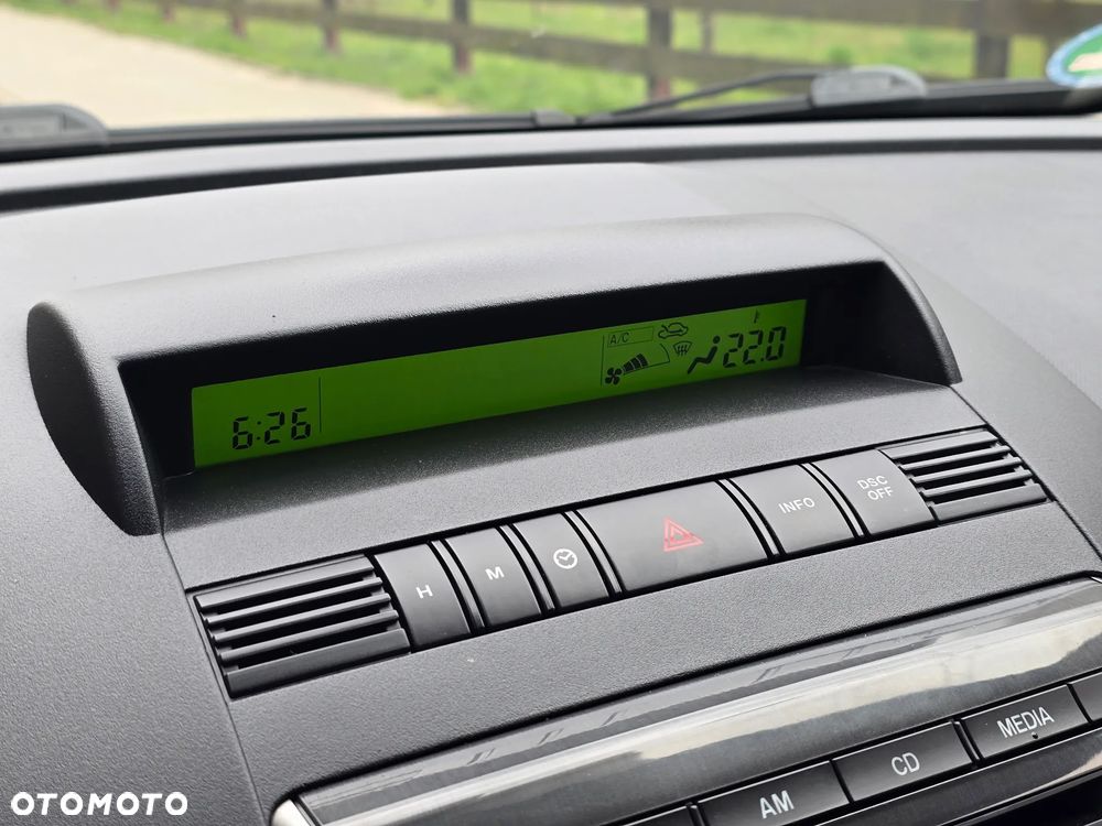 Mazda 5 2.0 CD DPF Exclusive - 28