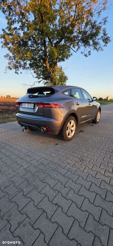 Jaguar E-Pace 2019 photo 5