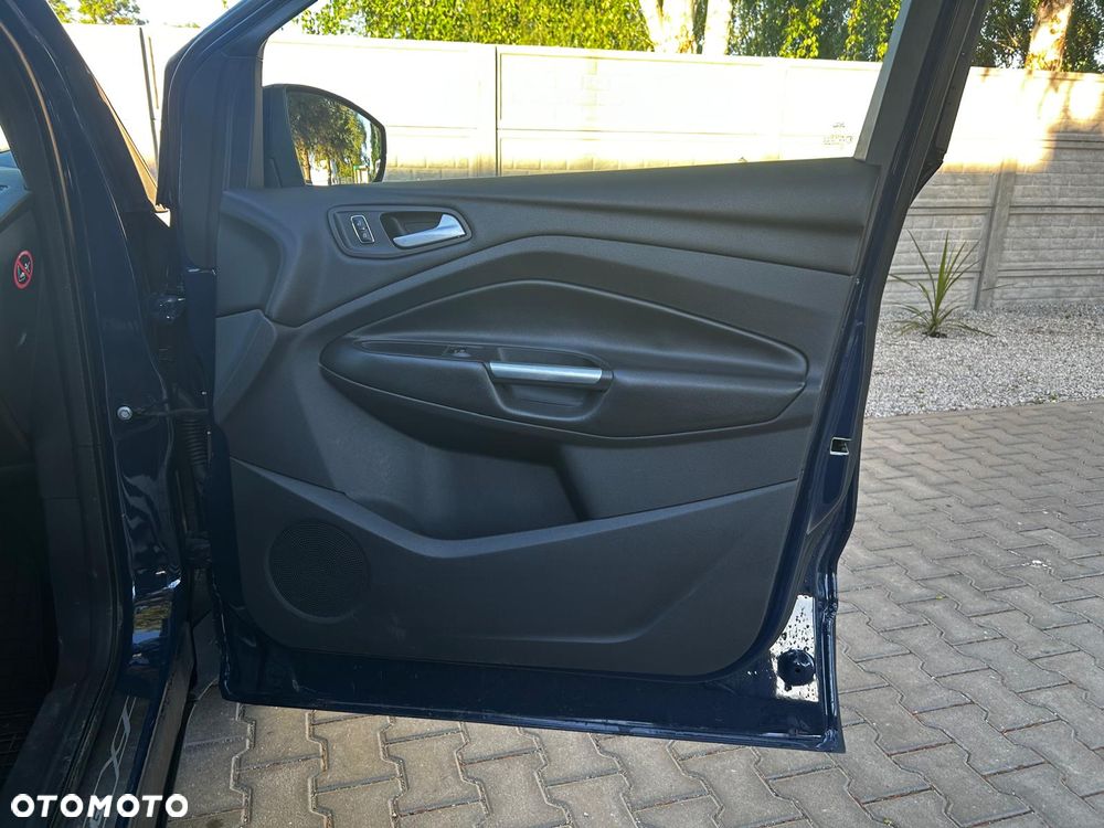 Ford Kuga 2.0 TDCi 4WD Trend - 26