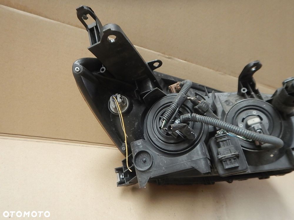 lampa przod lewa toyota rav4 iii - 10
