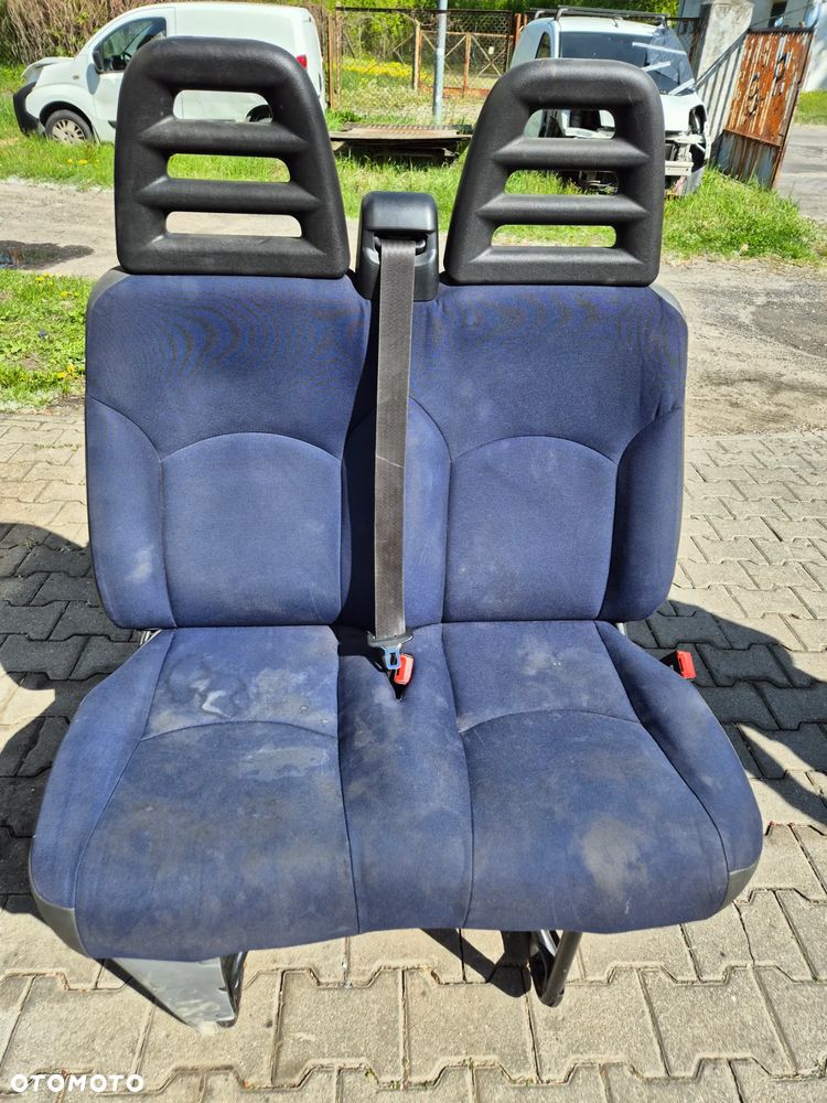 FOTEL PASAŻERA PRAWY IVECO DAILY IV  06-12. - 1