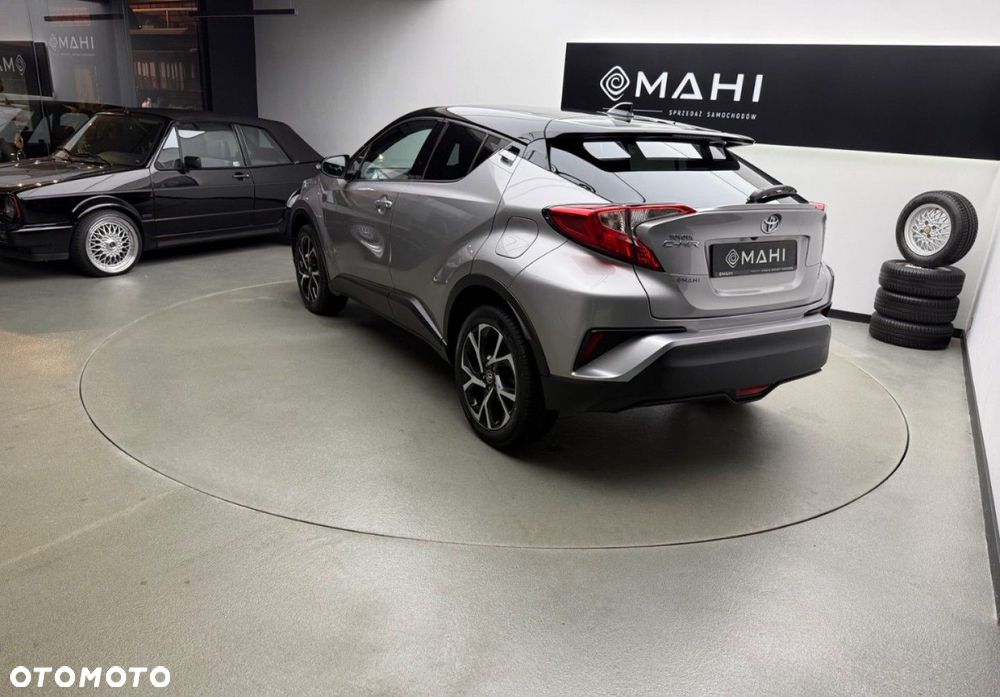 Toyota C-HR - 9