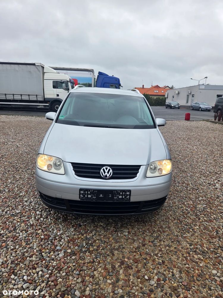 Volkswagen Touran 1.6 FSI Automatik Trendline - 2