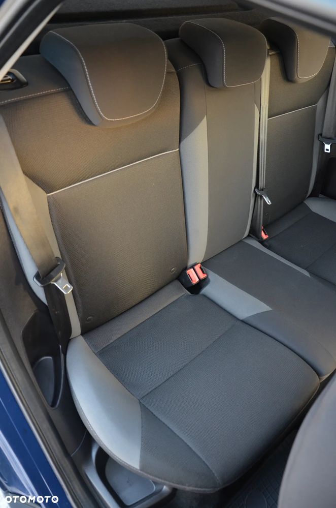 Ford Focus 1.6 Ambiente Start - 15