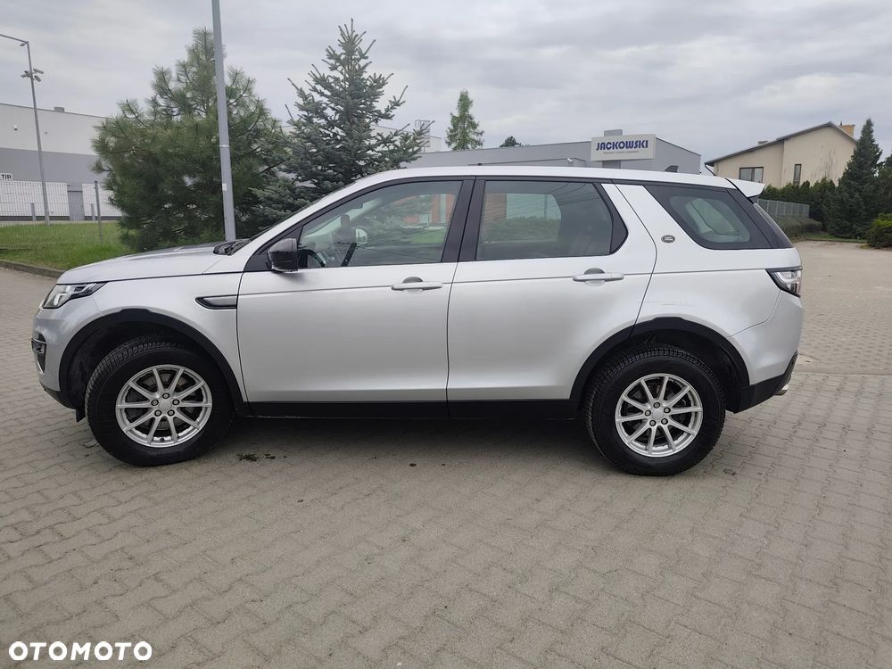 Land Rover Discovery Sport D150 HSE - 8
